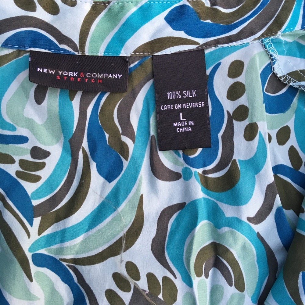 Silk Funky Button Up - Picture 3 of 3
